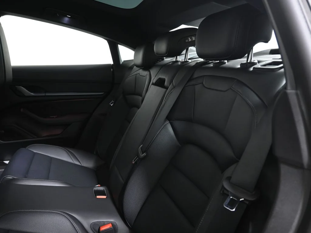 New 2026 Black Porsche 4S image 37