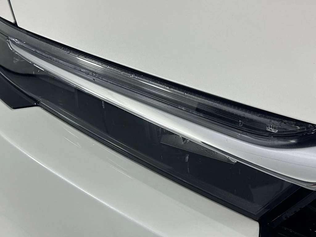 New 2026 Platinum White Pearl Honda EX-L image 11