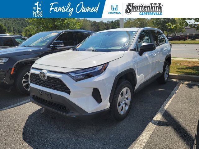 Used 2025 White Toyota LE image 1