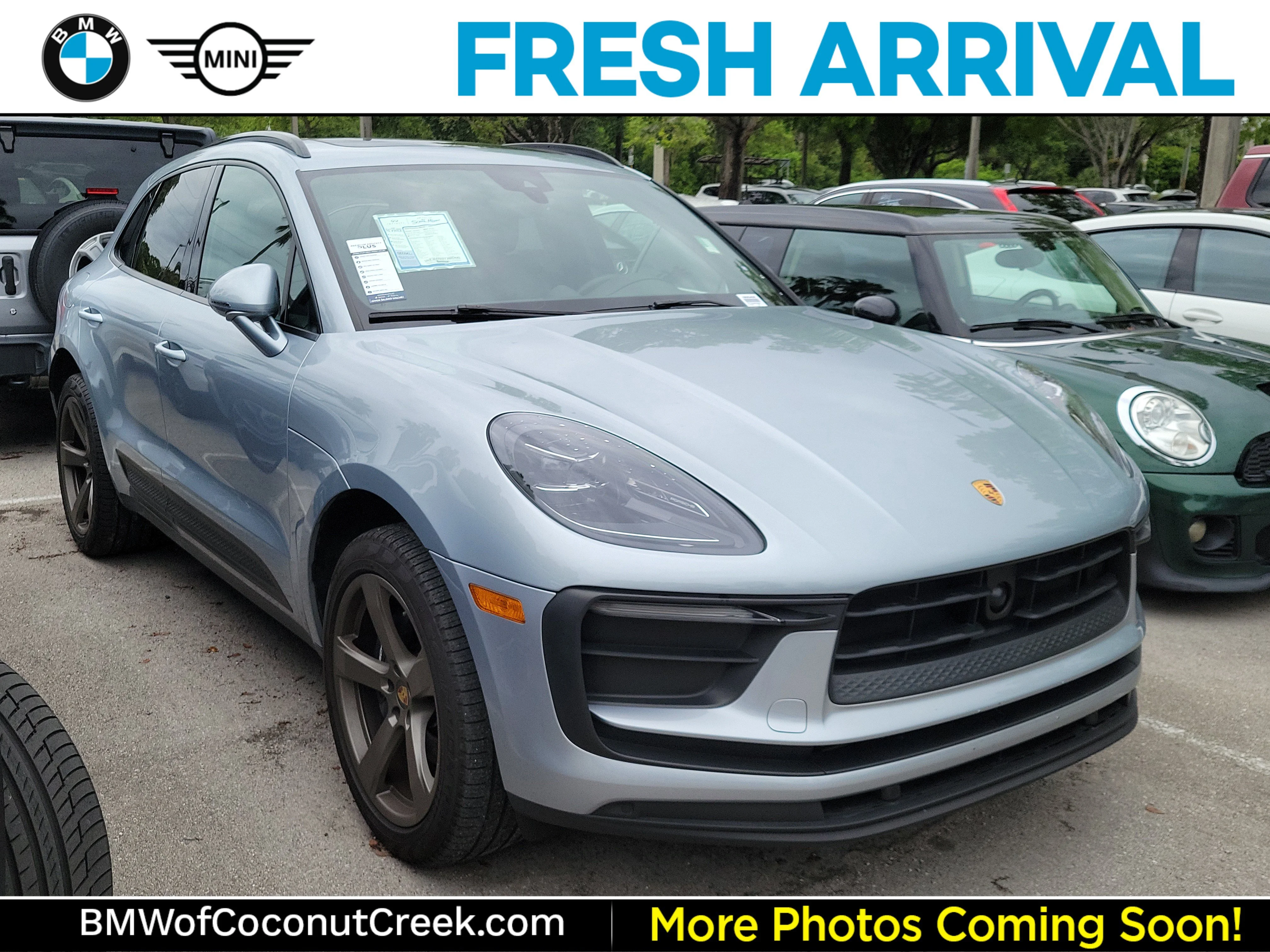 2024 Porsche Macan -'s photo
