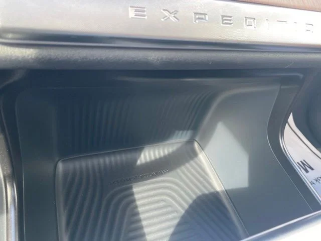 New 2027 Agate Black Metallic Ford King Ranch® image 28
