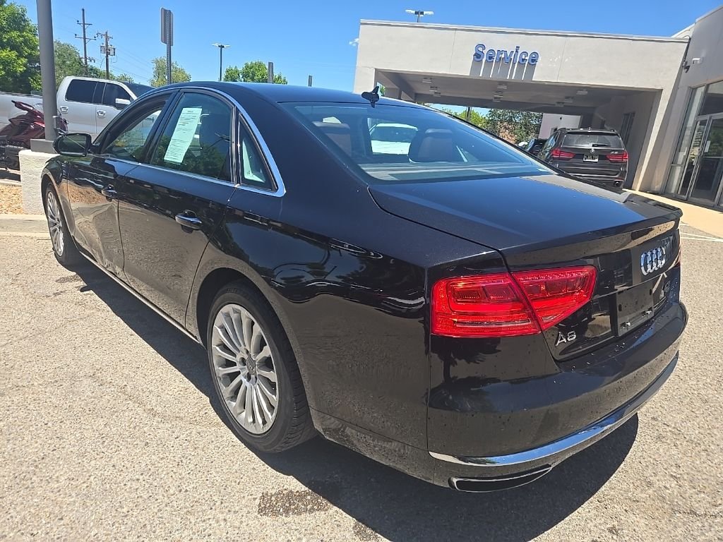 Used 2014  Audi 4.0T image 7