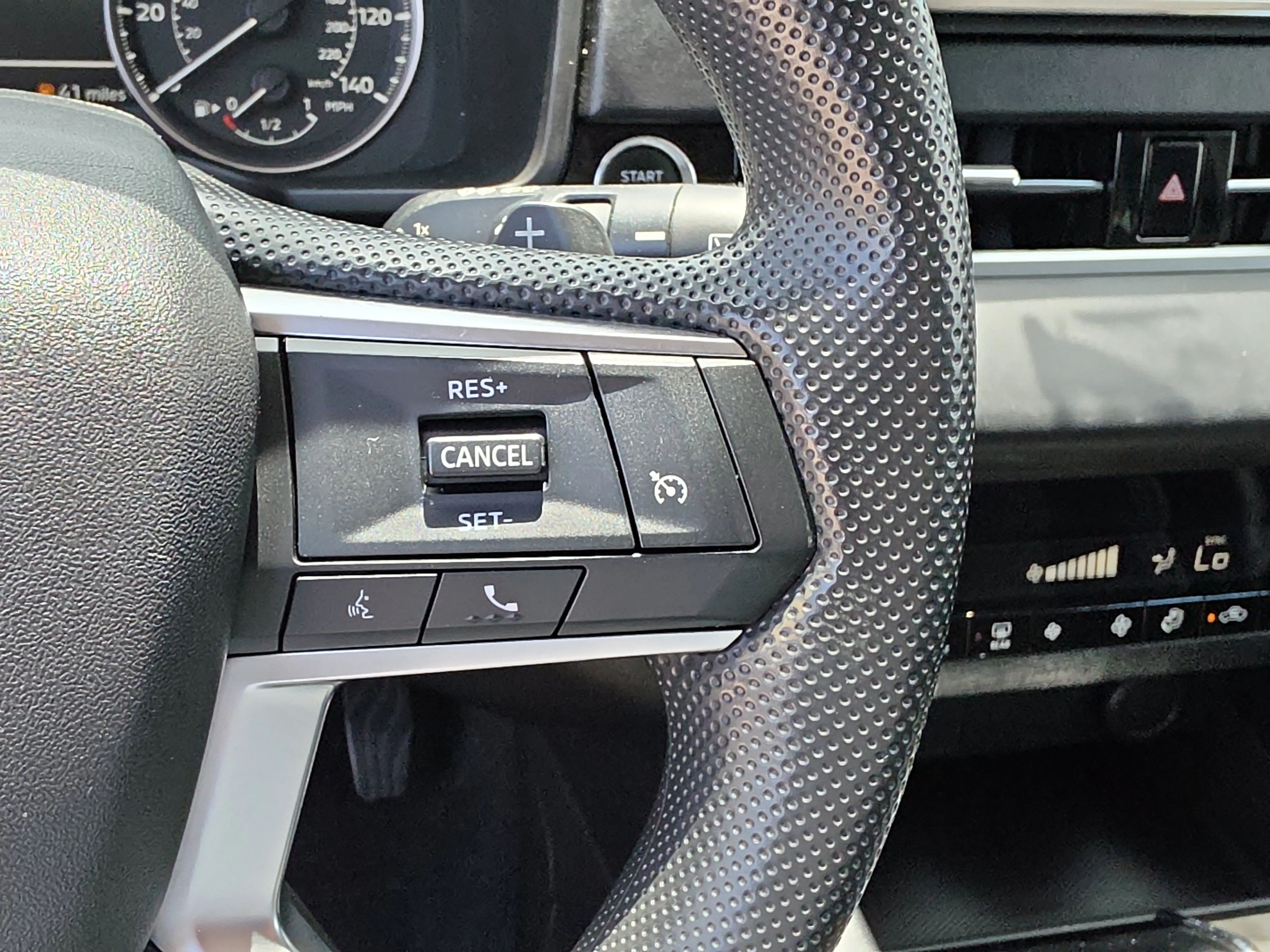 Used 2022 Black Diamond Mitsubishi ES image 30