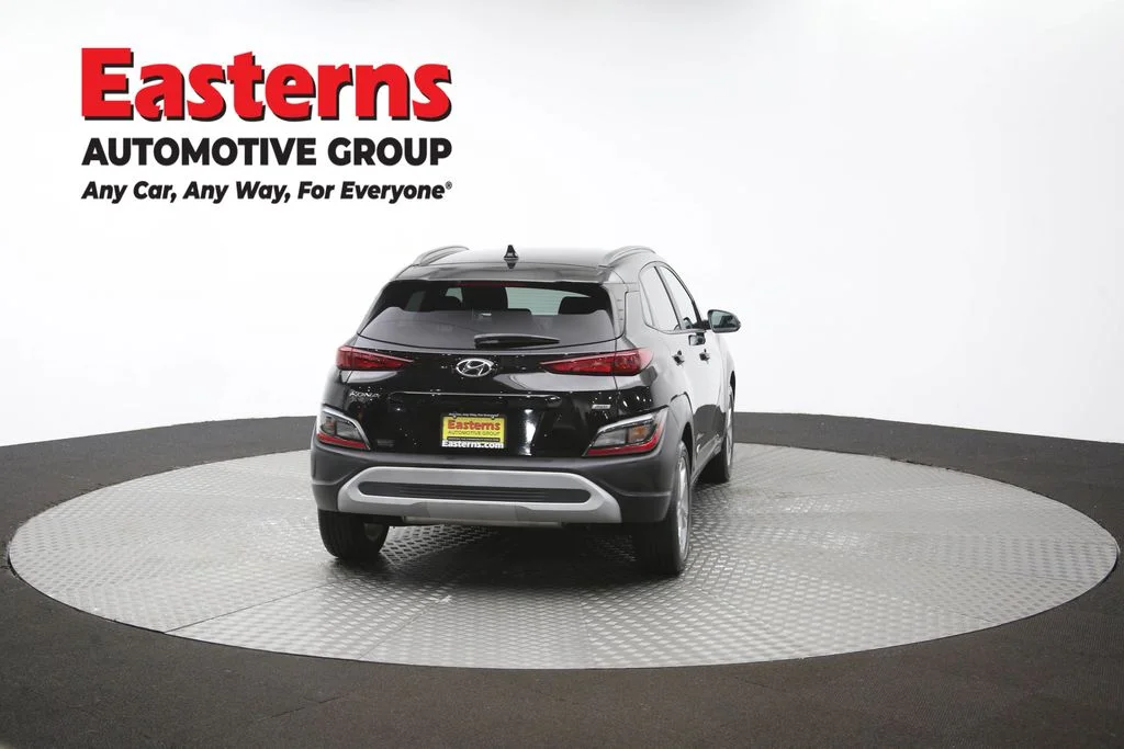 Used 2022 Black Hyundai SEL image 39
