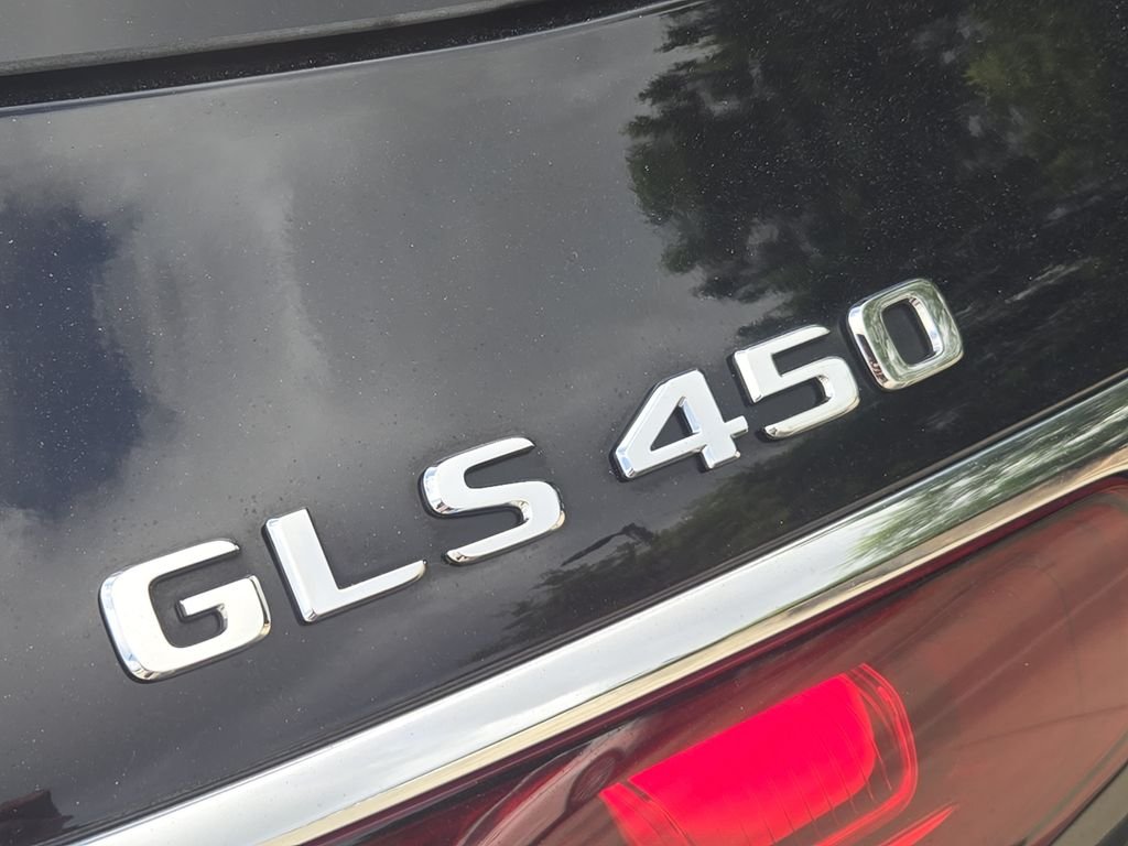 Certified Used 2024  Mercedes-Benz GLS 450 image 12