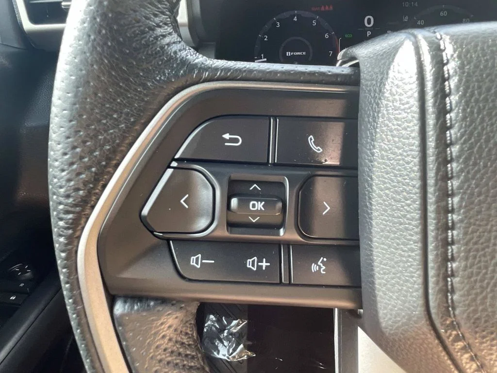 Certified Used 2025  Toyota TRD Sport image 40