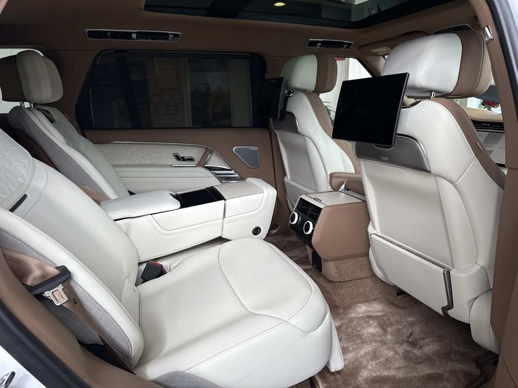 New 2026 Icy White Land Rover SV Signature Suite image 14