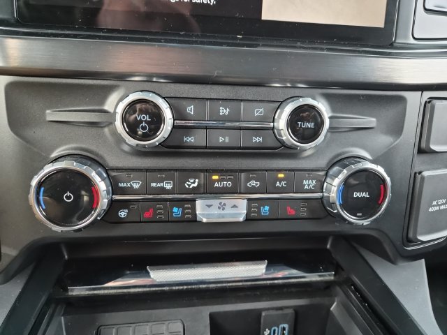 Used 2024 White Ford Lariat image 17