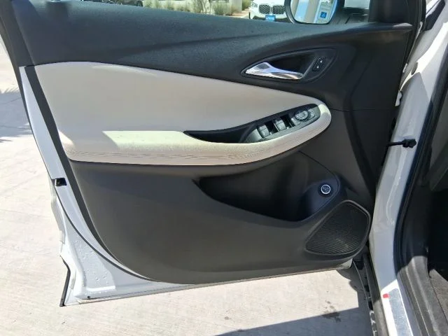Used 2022 White Buick Select image 13