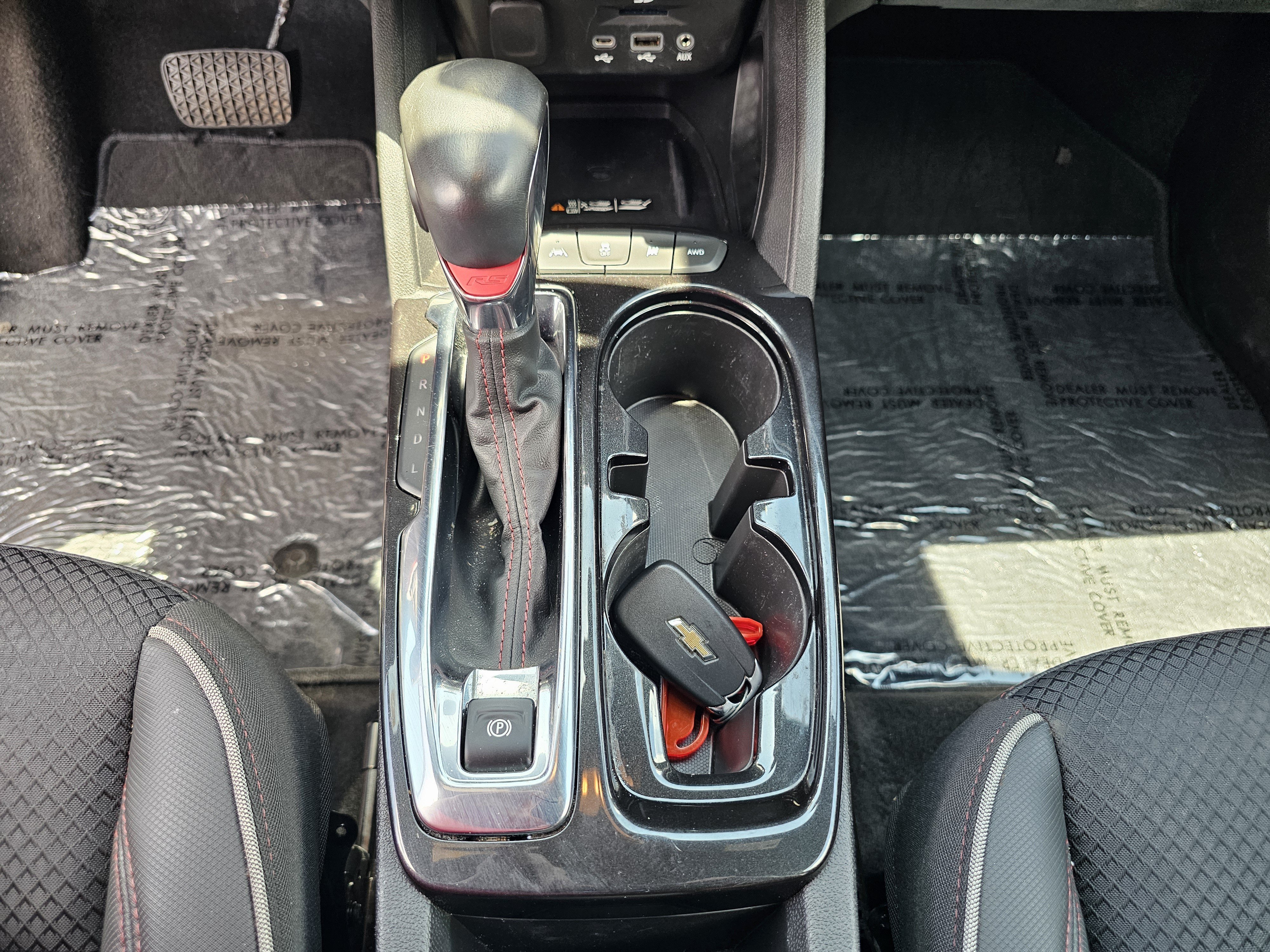 Used 2023 Summit White Chevrolet RS image 28