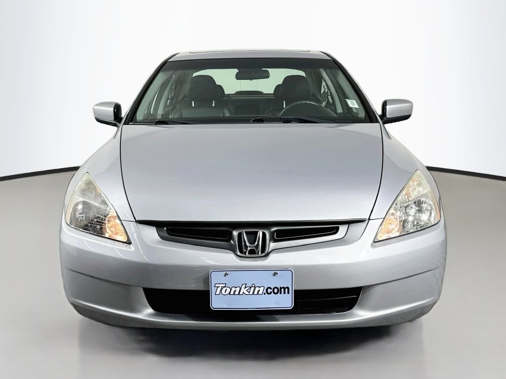 Used 2005 Silver Frost Metallic Honda EX-L image 3