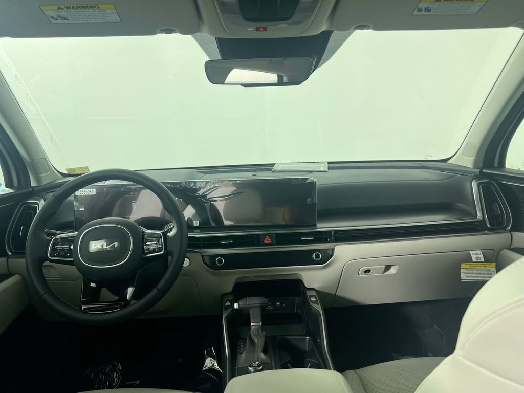 New 2026 Glacial White Pearl Kia EX image 29