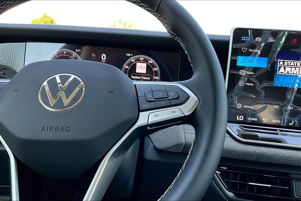 New 2026 White Volkswagen 2.0T S image 10
