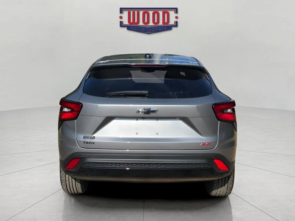 Used 2025 Sterling Gray Metallic Chevrolet 1RS image 3