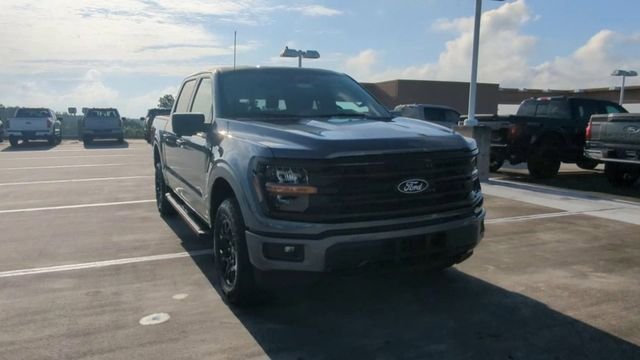 New 2026 Carbonized Gray Metallic Ford XLT image 73