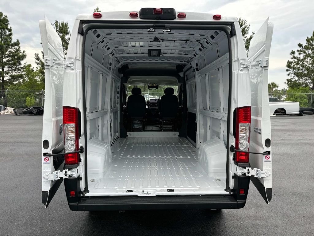 New 2024 Bright White Clear-Coat Exterior Paint RAM High Roof image 12