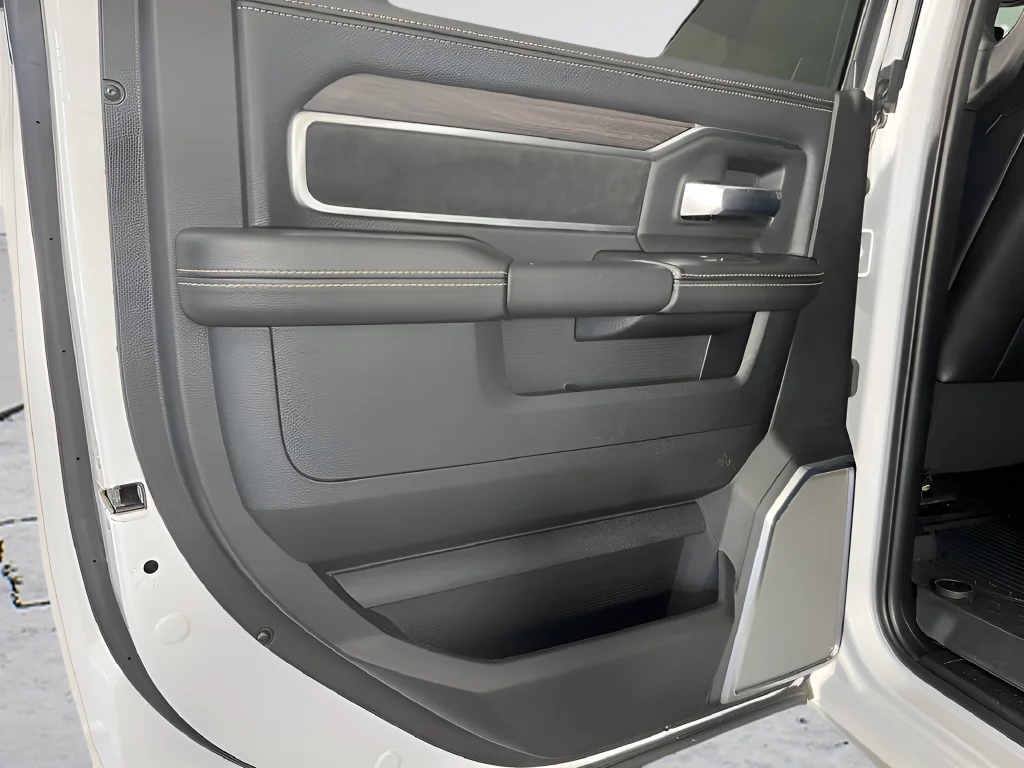 Used 2025 White Ram Laramie image 11