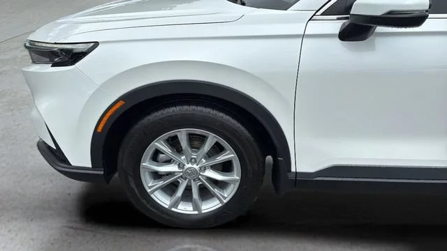 Used 2025 White Honda EX-L image 34