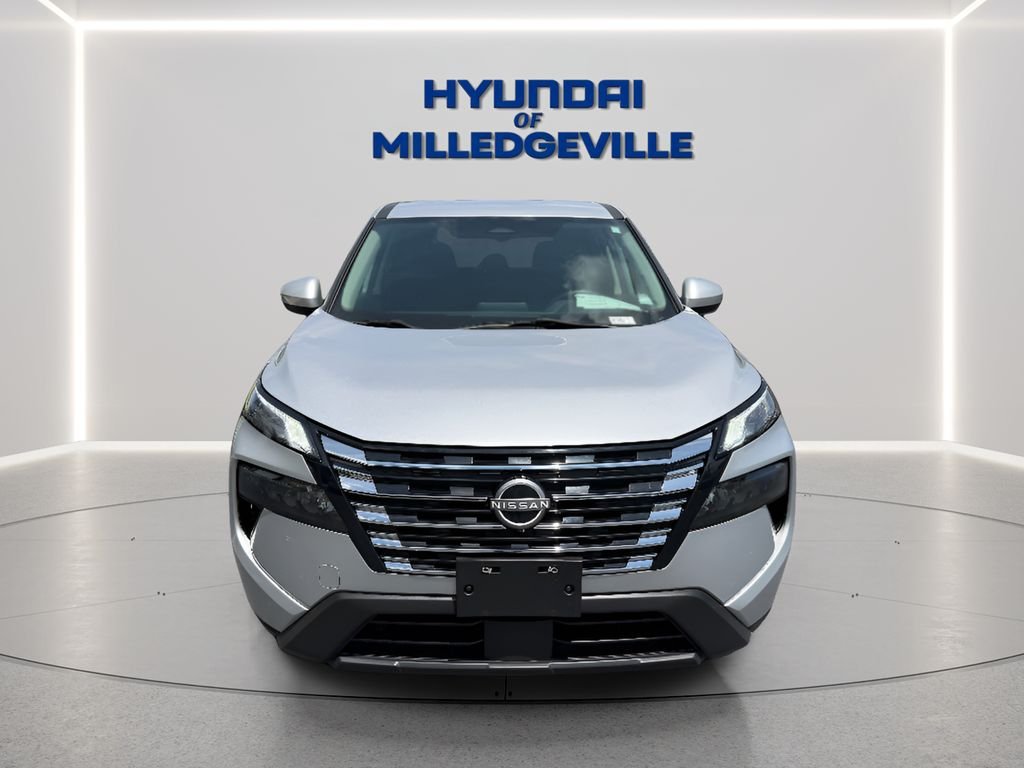 2024 Nissan Rogue SV - Photo 9