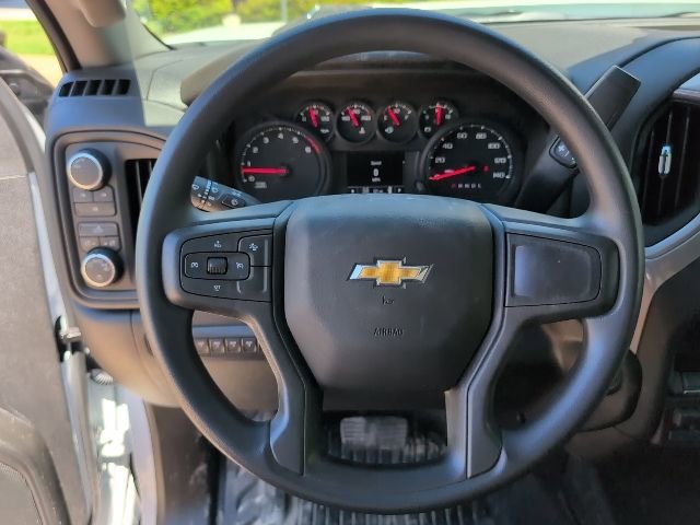 New 2026 Summit White Chevrolet WT image 16