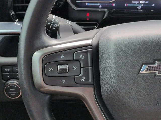 Used 2024 Black Chevrolet High Country image 27