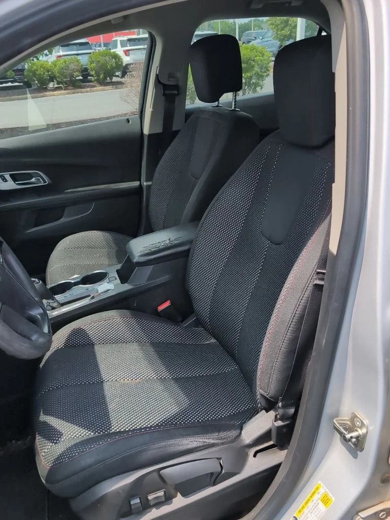 Used 2016 Silver Chevrolet LS image 10