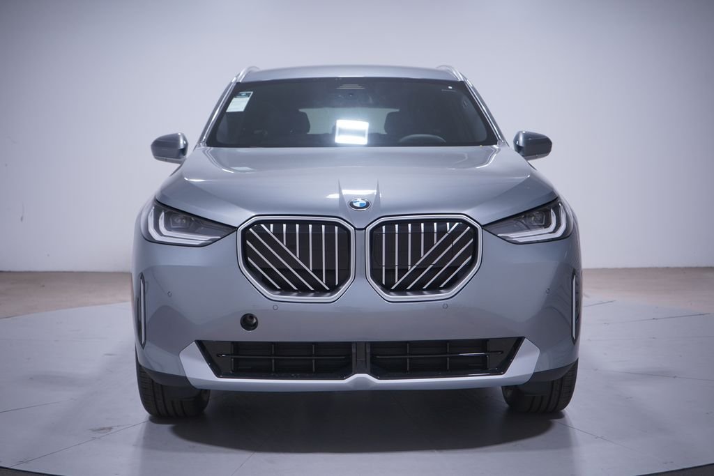New 2026 Gray Metallic BMW 30 xDrive image 4