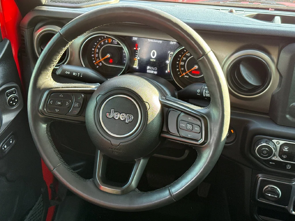 Used 2020 Red Jeep Sport image 14