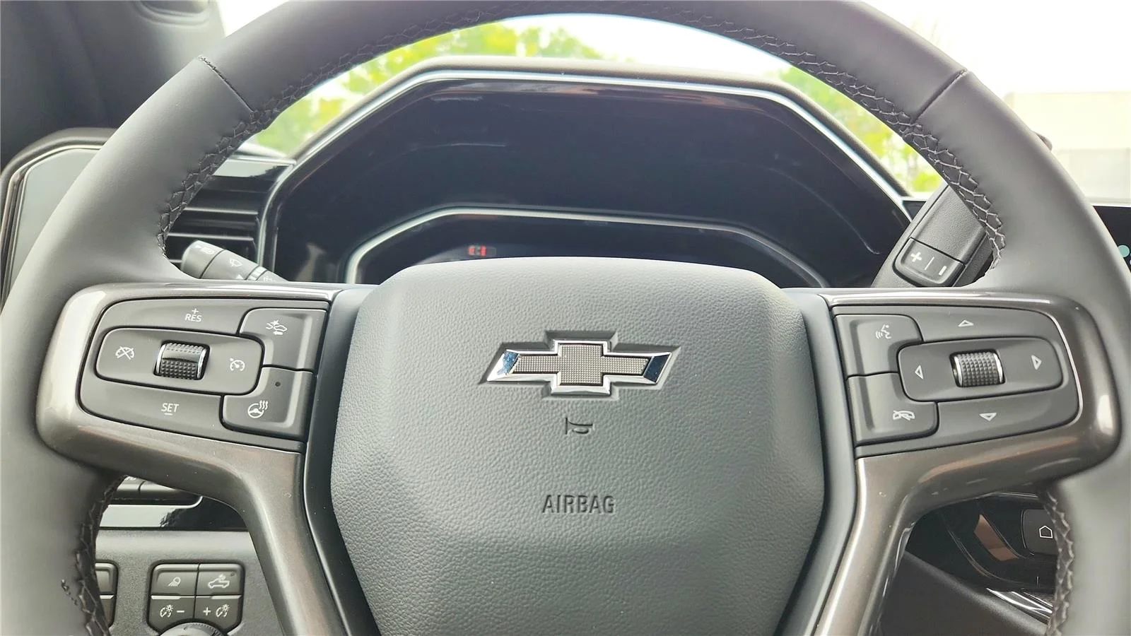 2026 Chevrolet Silverado 2500 HD ZR2 - Photo 12
