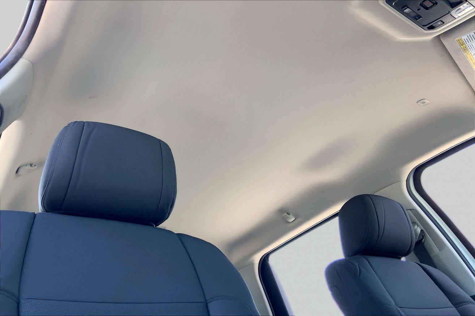 Used 2024 Ice Cap Toyota SR5 image 14