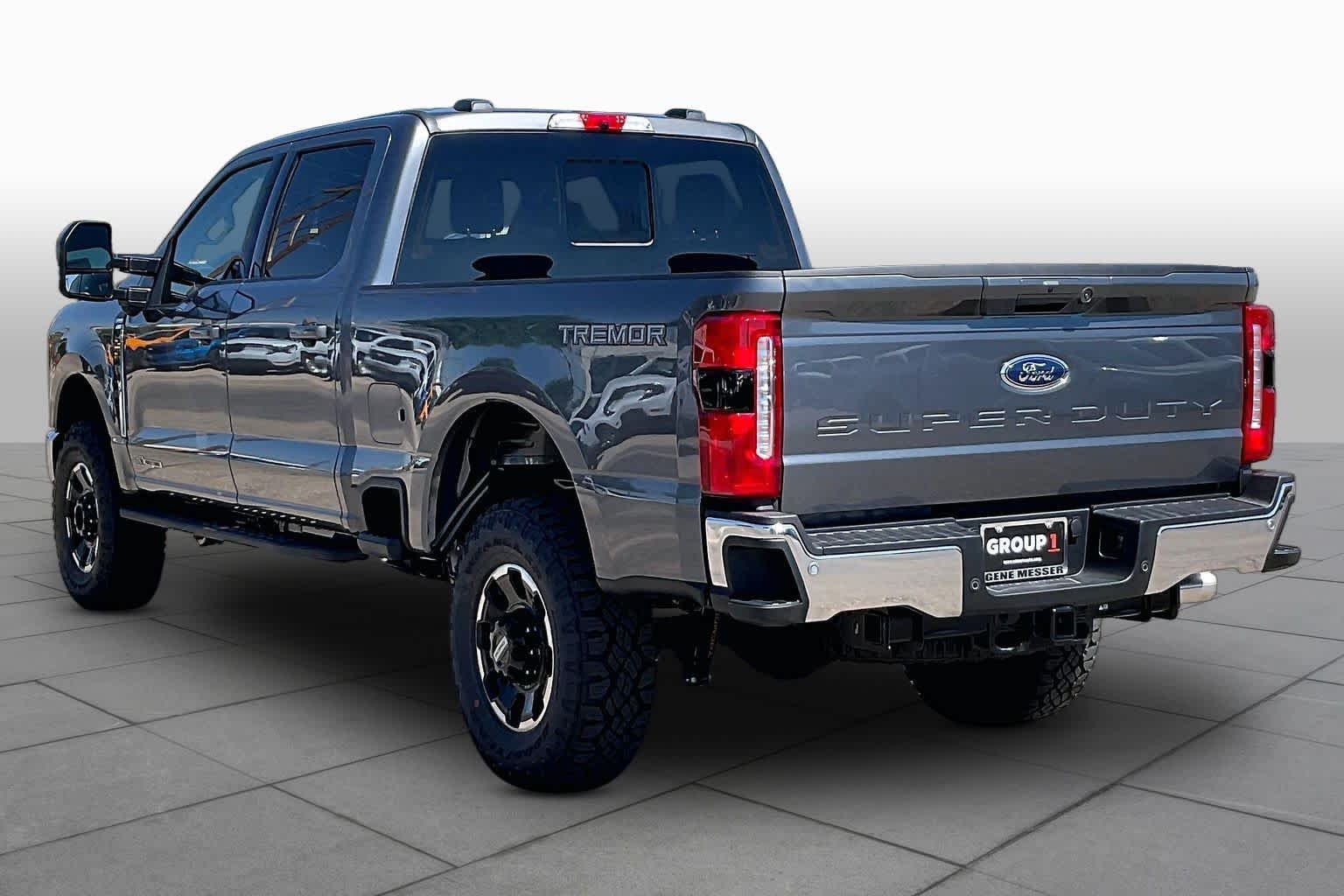 New 2026 Carbonized Gray Metallic Ford F-250® Lariat® image 12