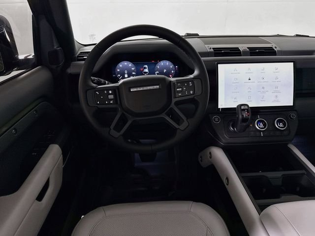 New 2026 Woolstone Green Land Rover X-Dynamic SE image 25