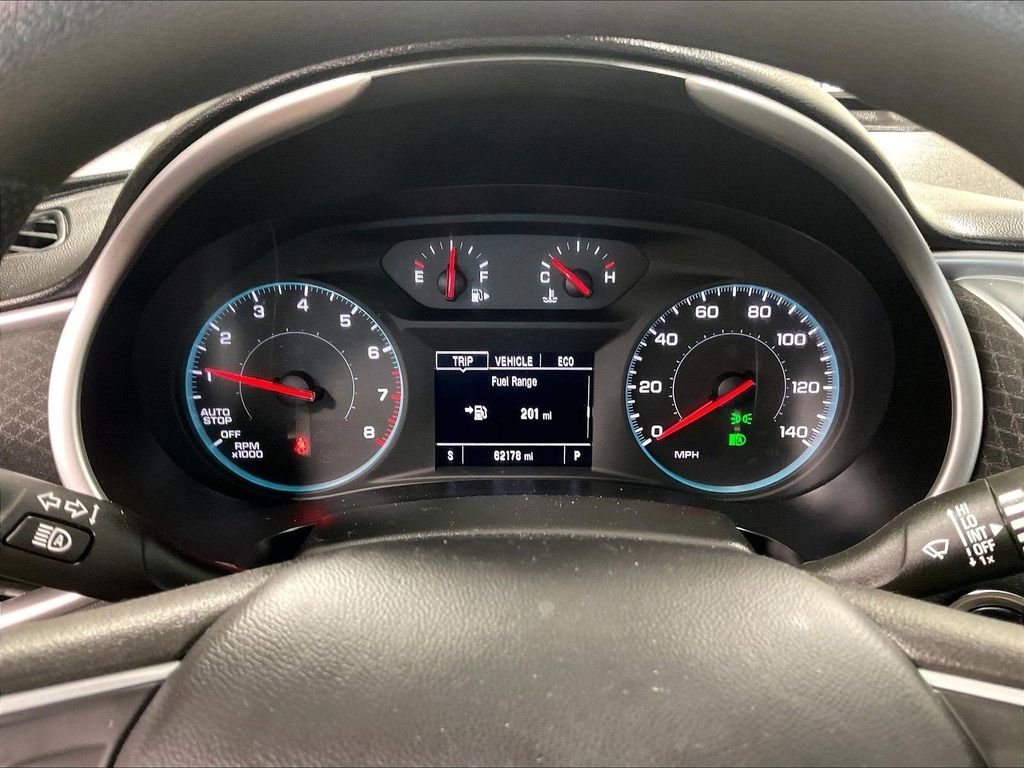 Used 2023 Gray Chevrolet LT image 24