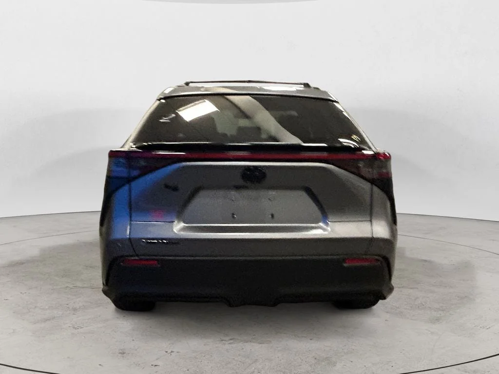 New 2026 Heavy Metal Toyota XLE image 4