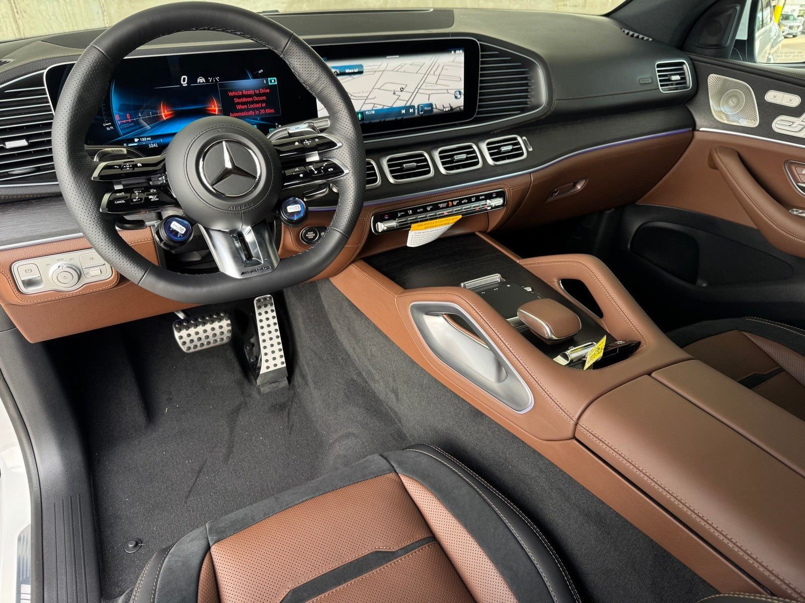 New 2026 MANUFAKTUR Moonlight White Metallic Mercedes-Benz AMG® GLE 53 4MATIC+ Coupe image 7