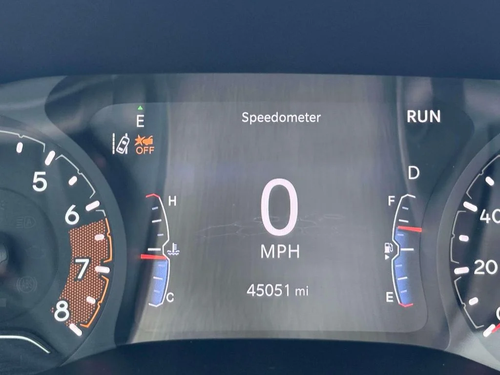 Used 2022 White Jeep Trailhawk image 23