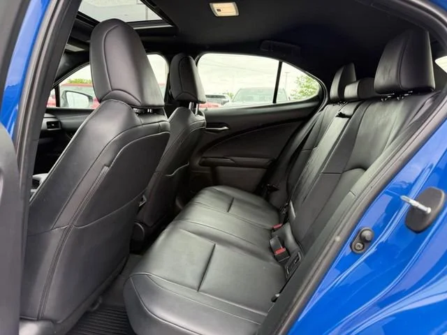 2024 Lexus UX Hybrid 250h - Photo 10