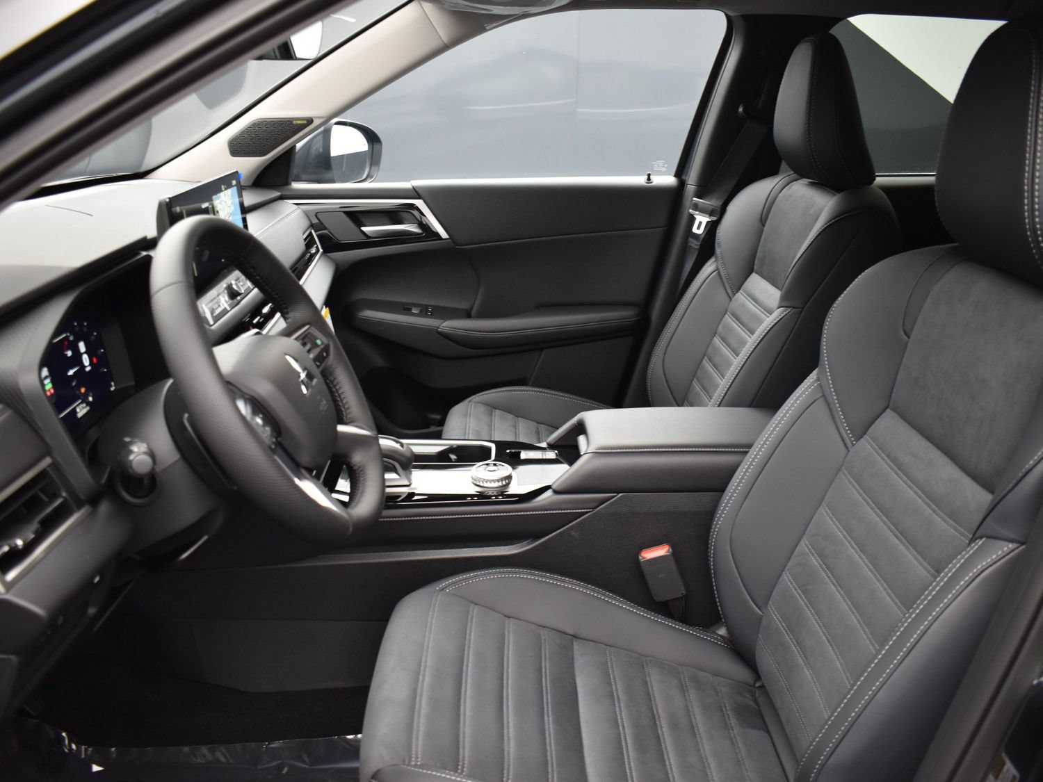 New 2026 Gray Mitsubishi SE 1.5T 2WD image 7