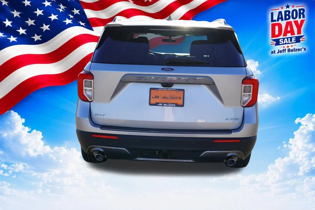Certified Used 2023 Iconic Silver Metallic Ford XLT image 6