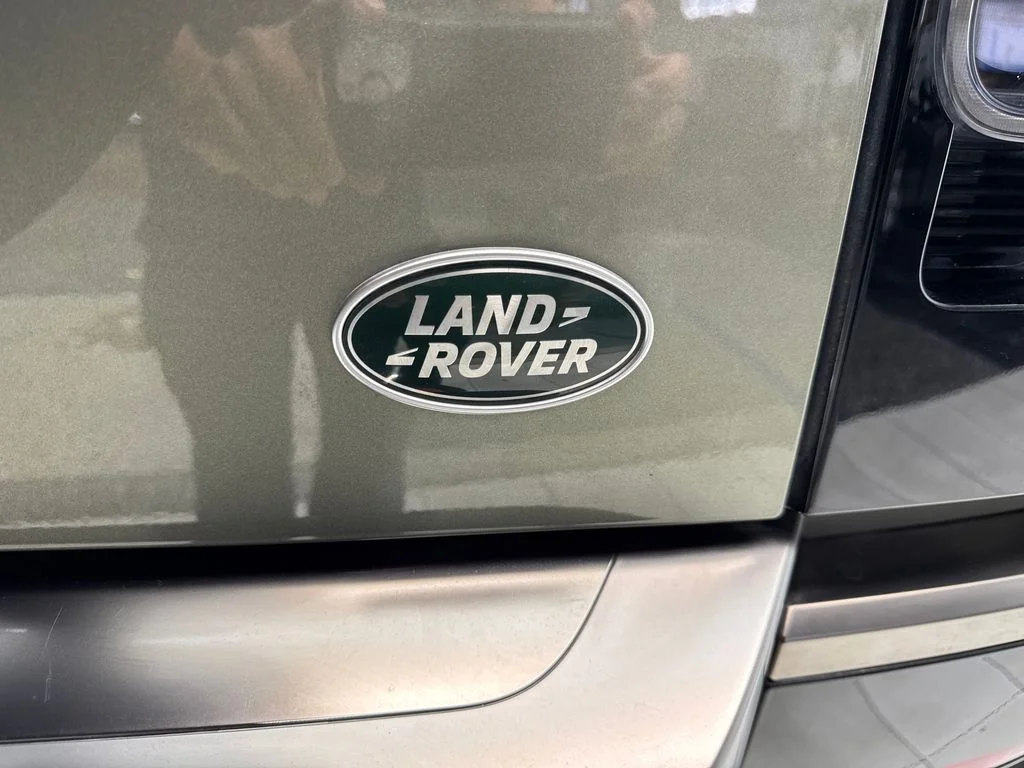 Used 2023 Green Land Rover X image 20
