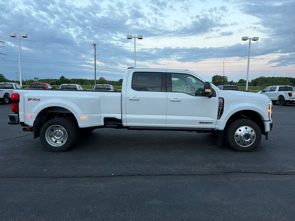 Used 2024 White Ford Lariat image 6