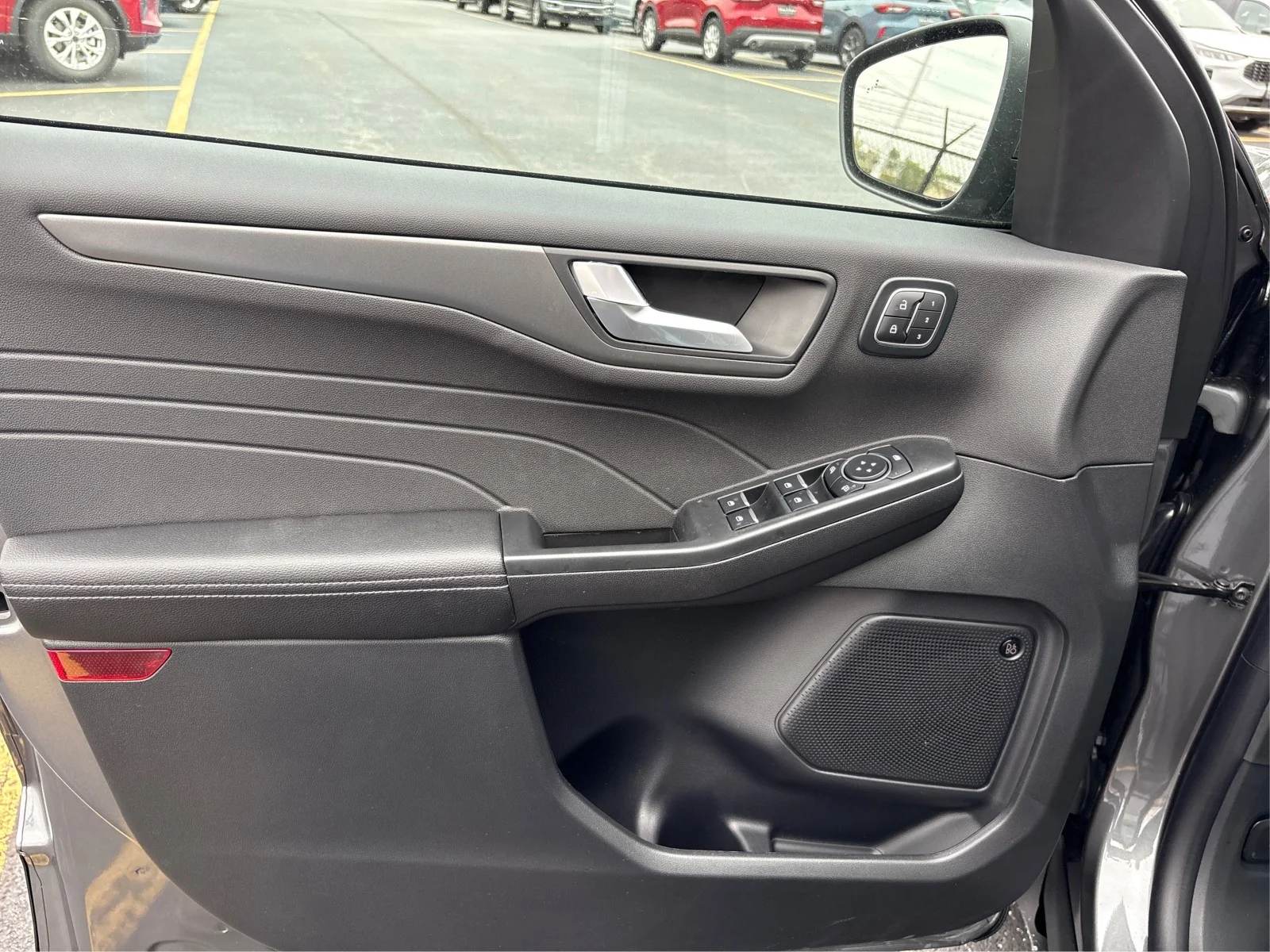 New 2026 CARBONIZED GRAY METALLIC Ford Active image 18
