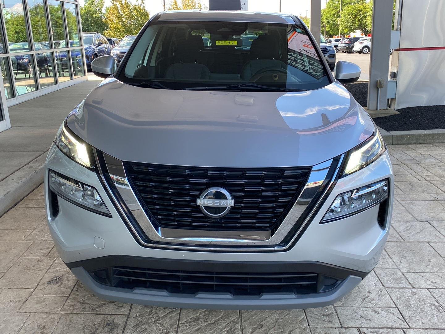 Certified Used 2023 Brilliant Silver Metallic Nissan SV image 2
