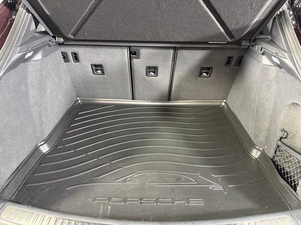 Used 2023 Paint to Sample Porsche  image 20