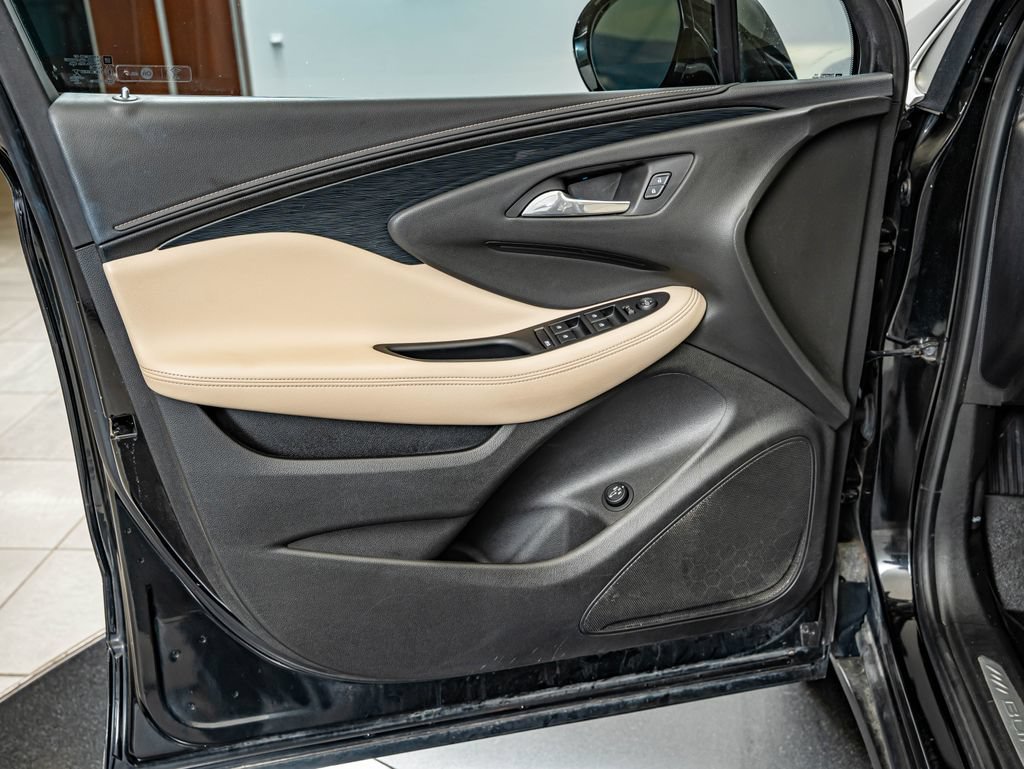Used 2017 Ebony Twilight Metallic Buick Preferred image 18