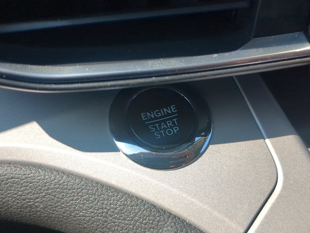 Used 2024  Ford XLT image 17