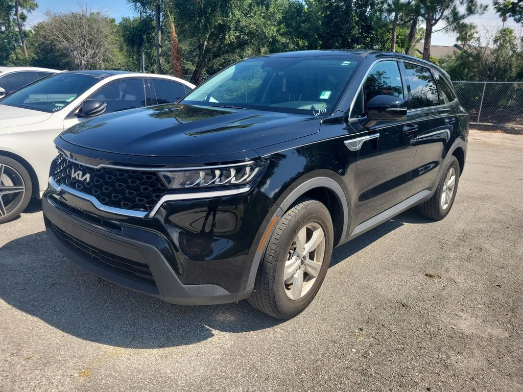 Used 2023 Black Kia LX image 2