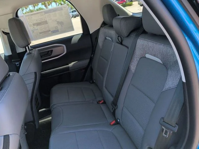 New 2026 Velocity Blue Metallic Ford Badlands® image 14