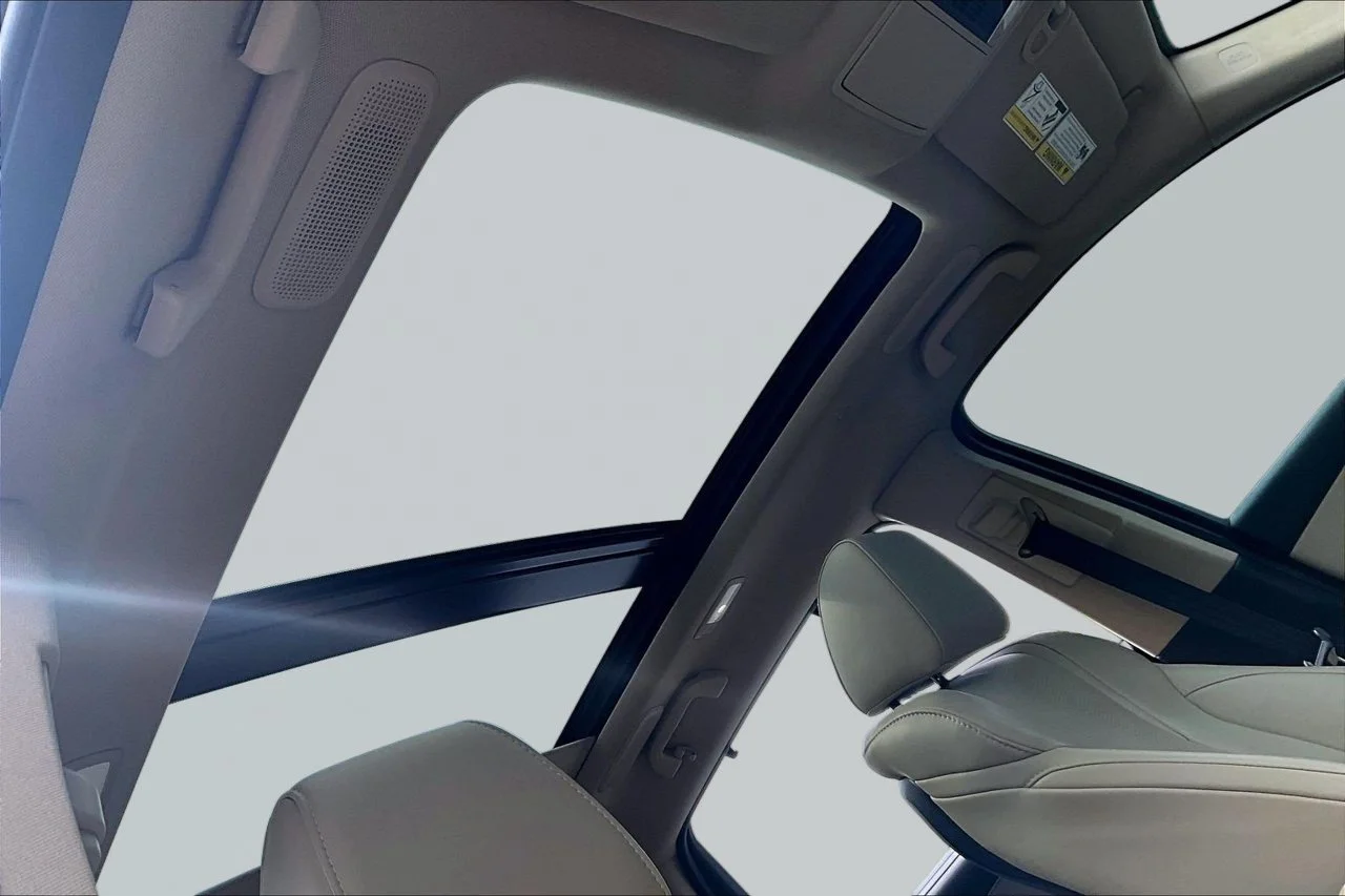 Certified Used 2025  Acura Technology Package image 15