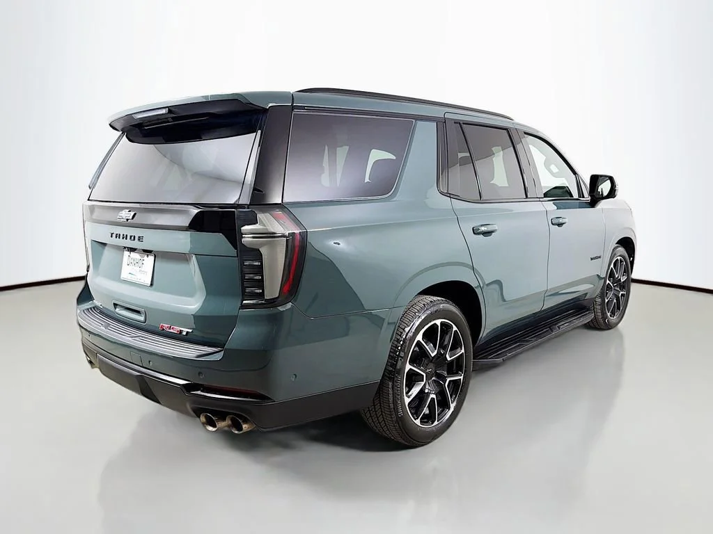 Used 2025 Cypress Gray Chevrolet RST image 6